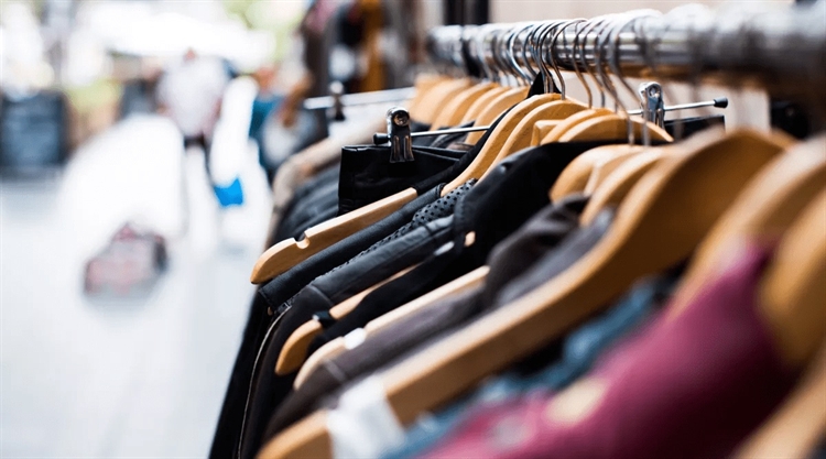 $150,000 NET Absentee-run Urban Clothing Store