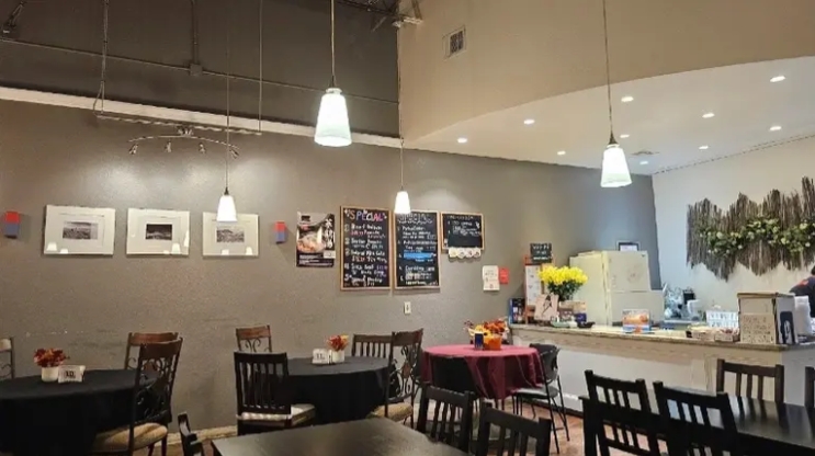 Profitable Turnkey Restaurant Opportunity