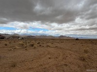 plot of land available - 1