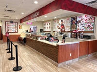 established cold stone creamery - 2