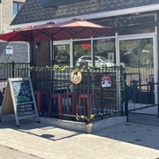 small clean restaurant capitol - 1