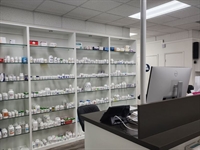 retail pharmacy north hills - 1