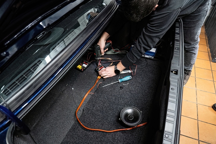 Automotive Audio & Electronics Installation Business