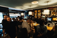 queens neighborhood bar grill - 1