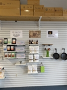 established shipping outlet business - 3