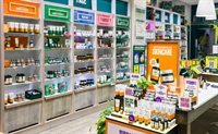 name brand cosmetics studio - 1
