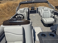 bennington 22sr pontoon low - 2