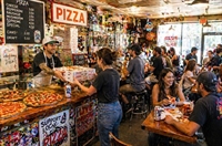 independent pizzeria pub pierce - 1