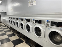 well managed laundromat w - 3