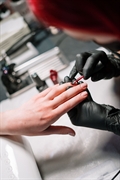 nail salon oakland county - 1