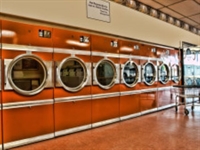 laundromat with wash dry - 1