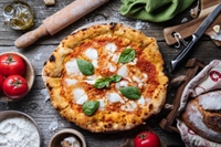 busy pizza pasta restaurant - 1