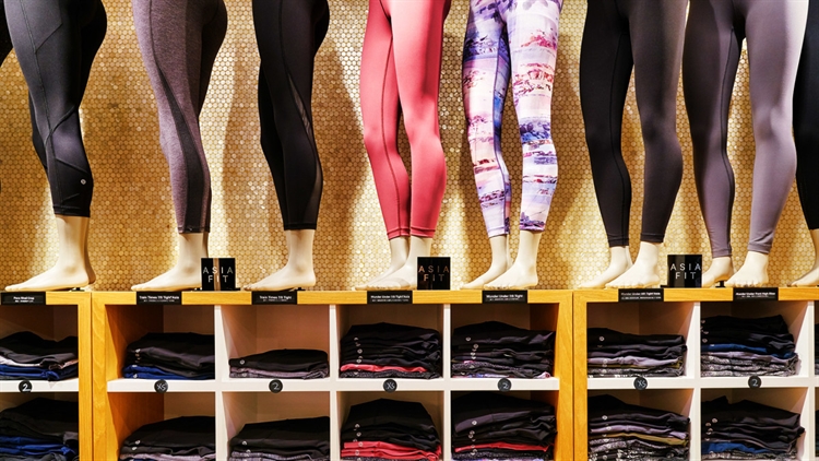 Lululemon End of Year Sale - New Tops for $15, Leggings for $19 - Daily  Deals & Coupons