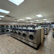 large card laundromat nyc - 1