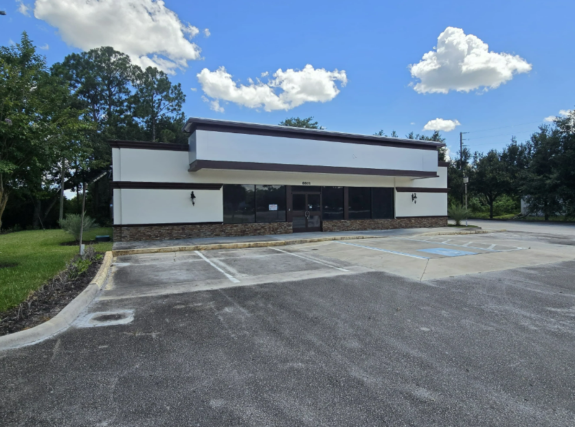 Prime Freestanding Retail Opportunity In Vero Beach
