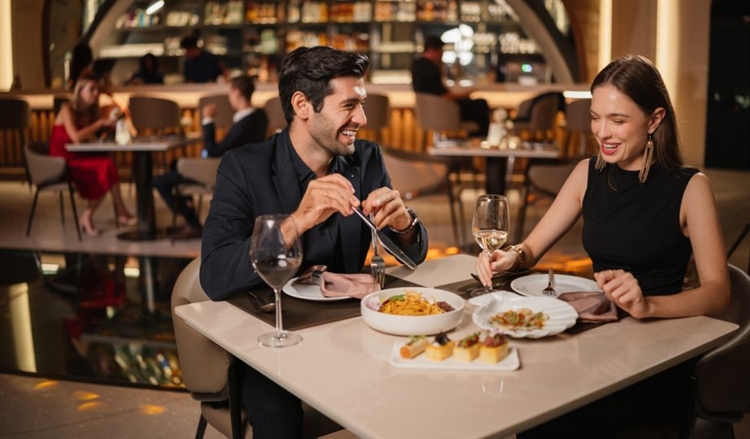 Turnkey Restaurant 72 Seats Dinner-only Chef Dream