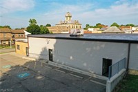 versatile commercial office building - 3