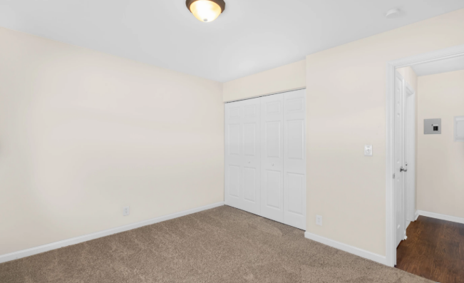 Listing media