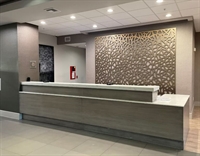 92-key wyndham garden hotel - 3