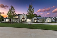 award-winning luxury home builder - 1