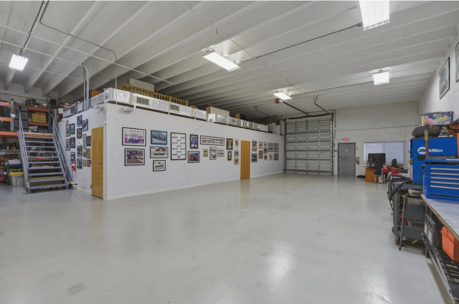 Listing media