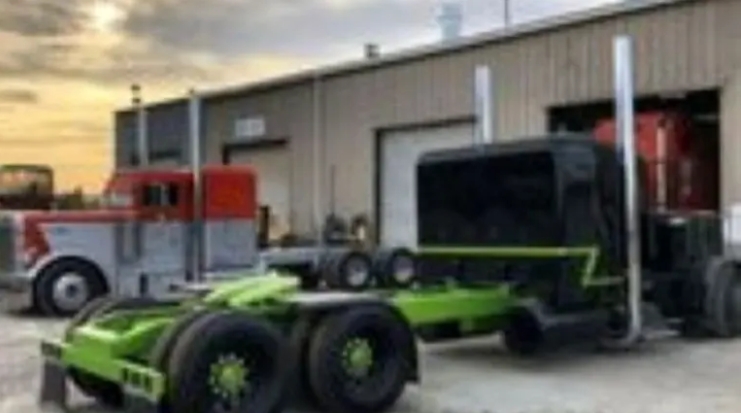Established Semi-Truck Body And Paint Business