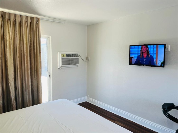 Listing media