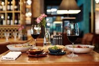restaurant wine bar sw - 1
