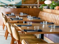 family diner with real - 1