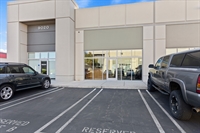established commercial condo brentwood - 1
