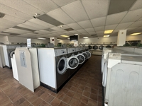 washateria laundromat se houston - 1