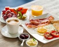 popular family breakfast lunch - 1