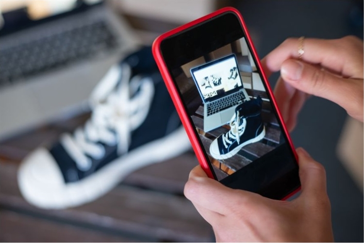 Established Sneaker And Streetwear Retailer And E-Commerce Business