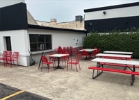 freestanding restaurant w drive-thru - 2