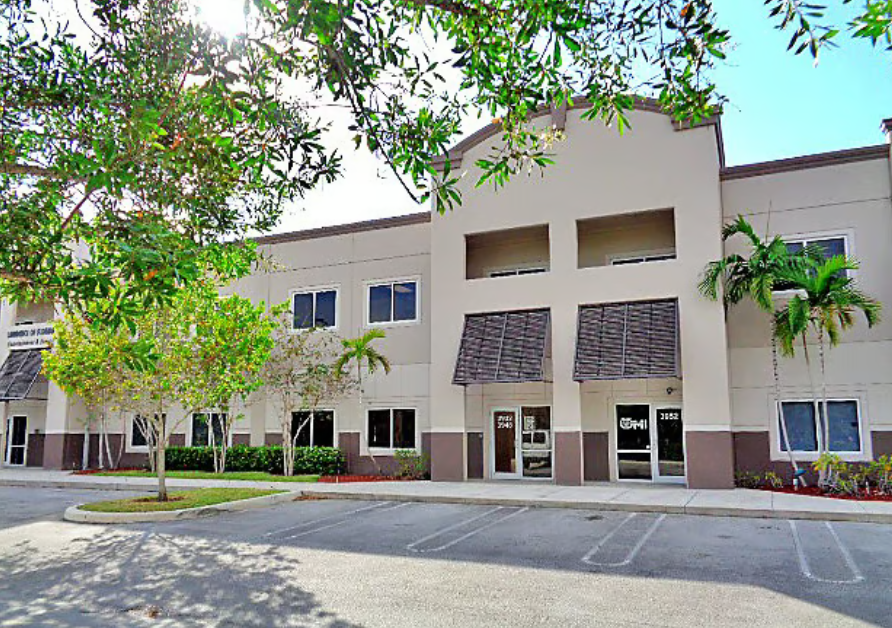 Professional Office Suite In Coral Springs