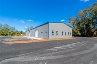 high-visibility commercial warehouse williston - 3