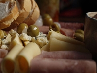 profitable family-owned deli - 1
