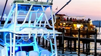 sightseeing tour boat company - 1