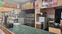 pizzeria with low rent - 1