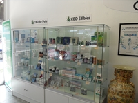 established cbd boutique deerfield - 2