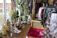 upscale women's fashion consignment - 1