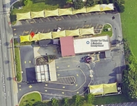 cap 8 single-tenant car - 1