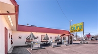 iconic long established restaurant - 1