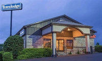 travelodge 70-key interstate hotel - 1