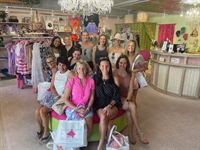 iconic clothing boutique turnkey - 2