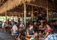 restaurant bar with real - 1