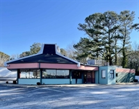 freestanding restaurant property stone - 1