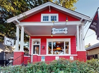 café on magazine st - 1