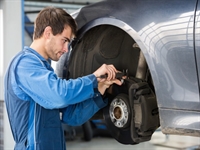 vehicle repair shop-brakes engine - 1
