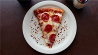 exclusive queens pizzeria 40k - 1